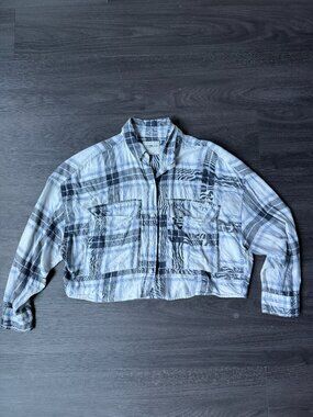 Abercrombie Soft AF Cropped Plaid Flannel Shirt XS